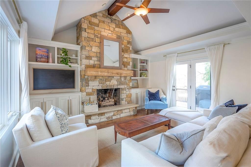 8301 Rosewood Drive — photo 15