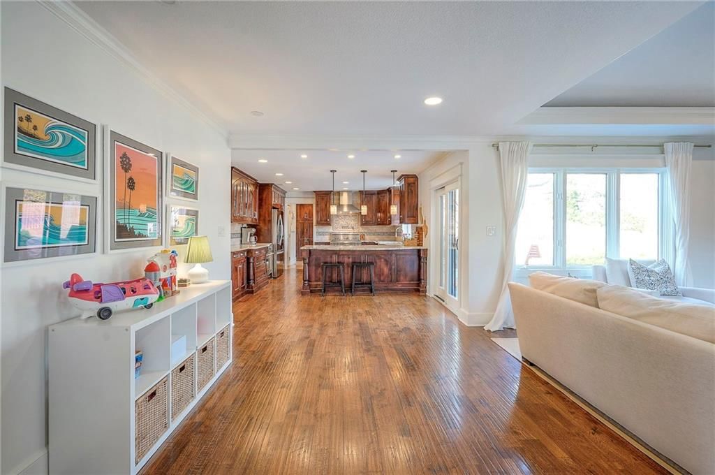 8301 Rosewood Drive — photo 16