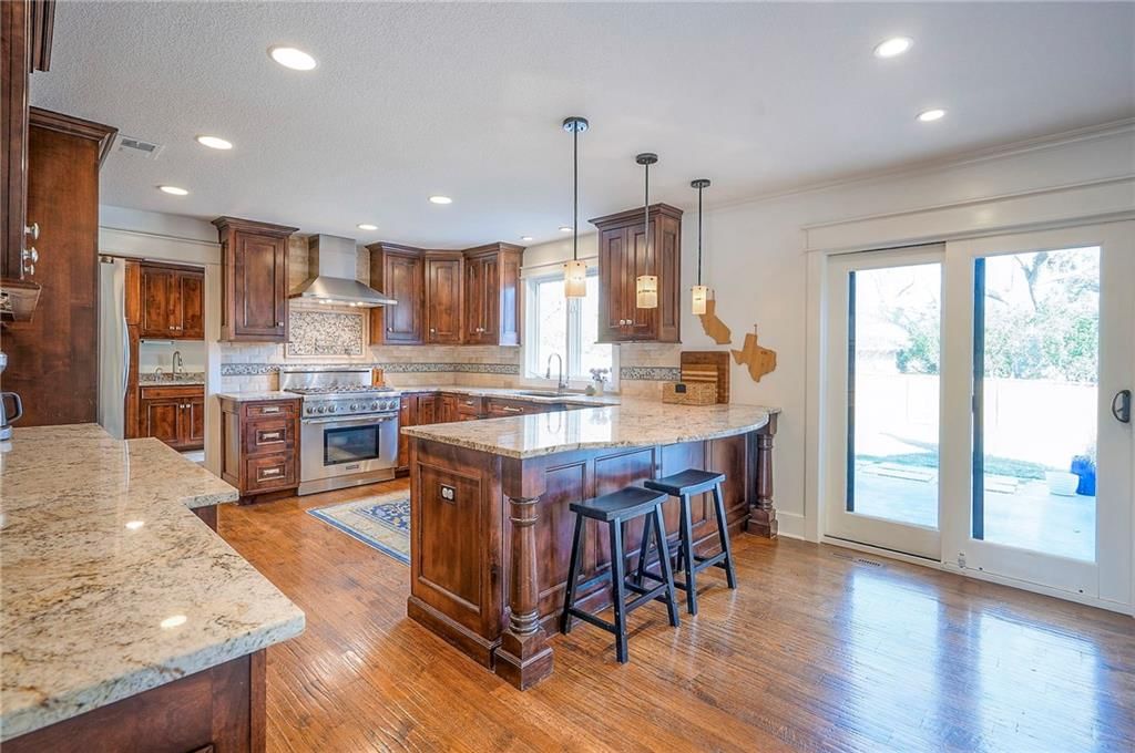 8301 Rosewood Drive — photo 20