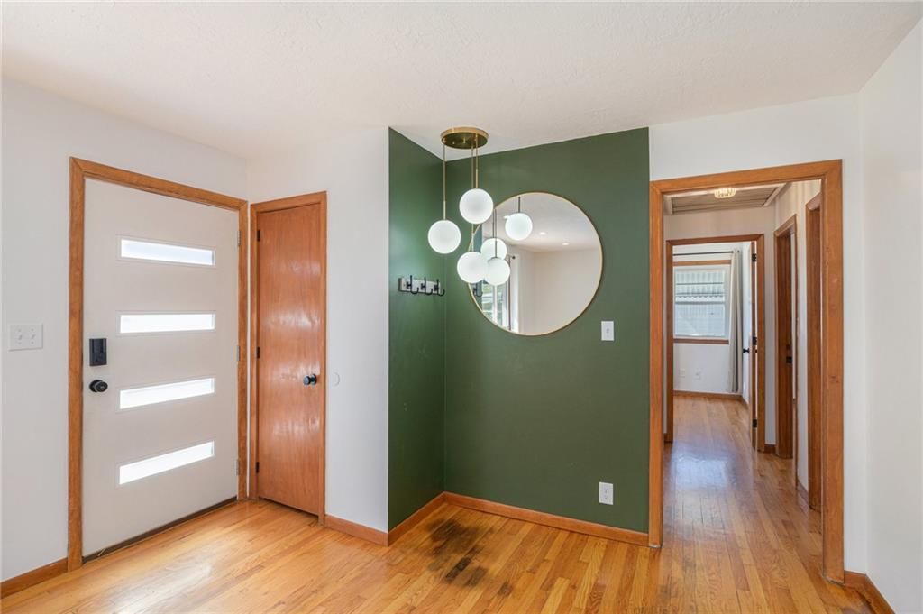 2406 NE 59th Terrace — photo 10