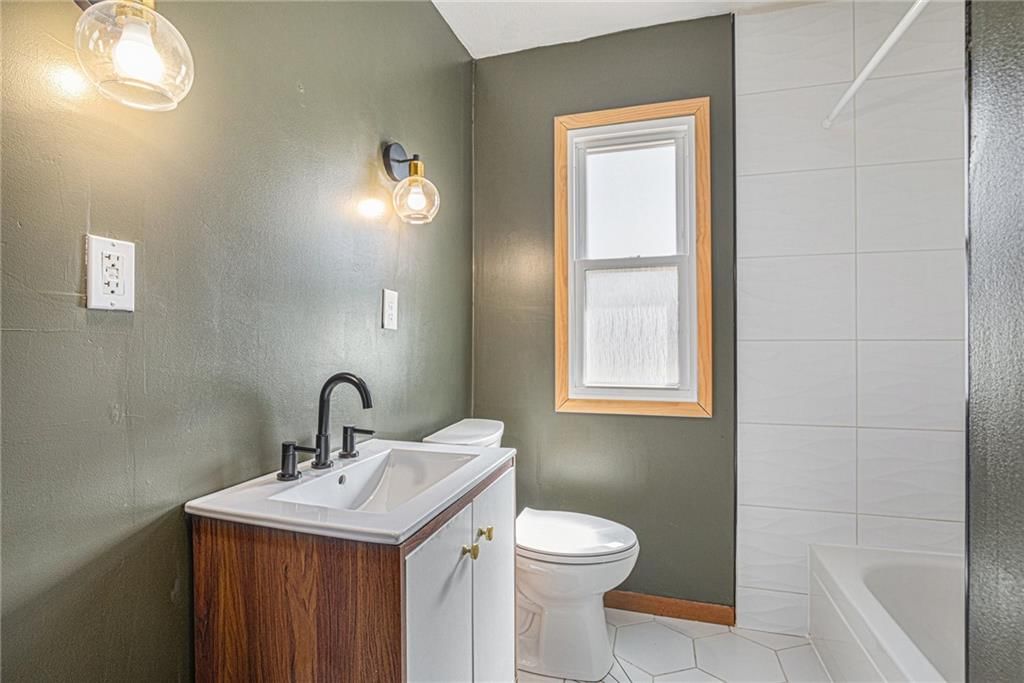 2406 NE 59th Terrace — photo 27
