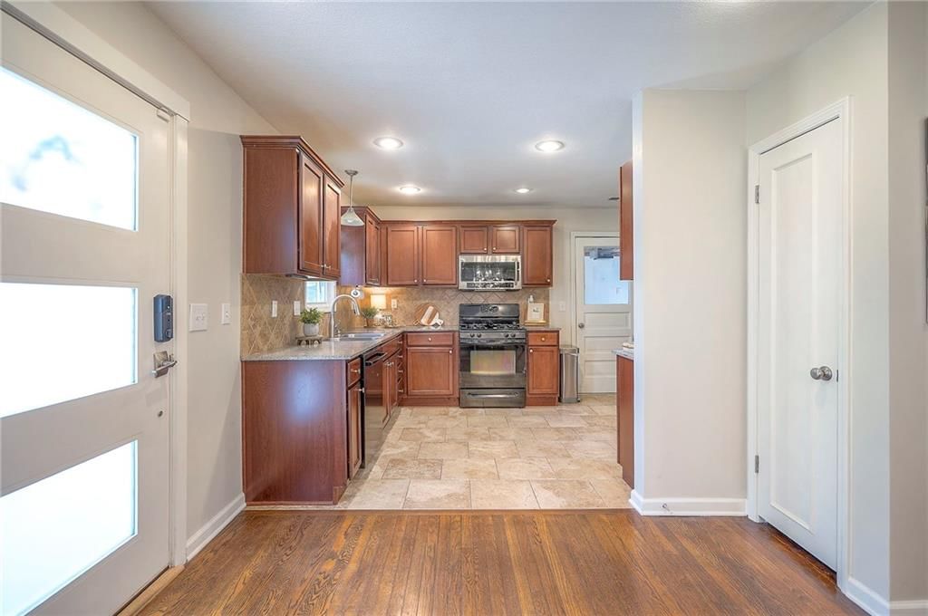 7337 WALMER Street — photo 5