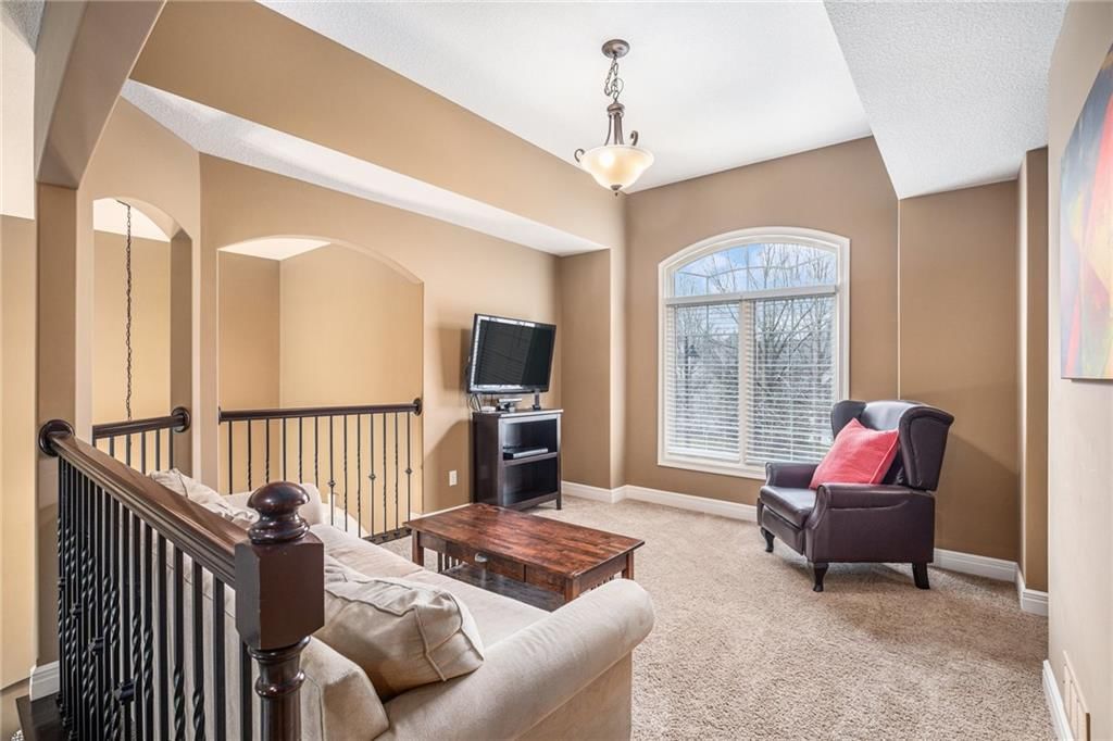 8541 N Donnelly Avenue — photo 31