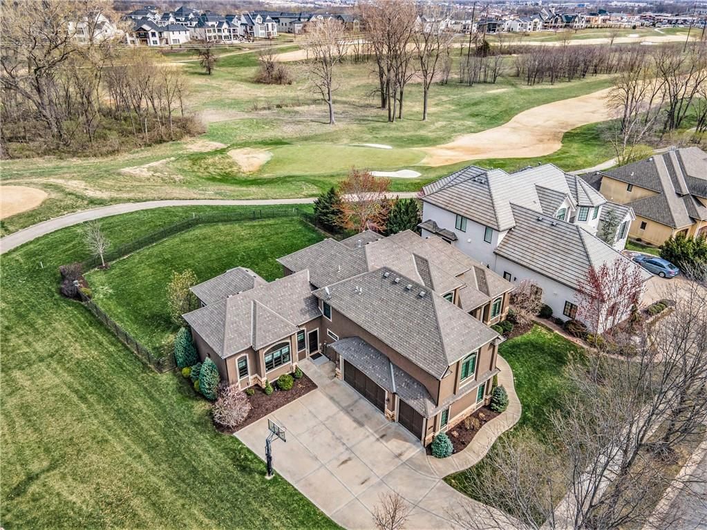 8541 N Donnelly Avenue — photo 34