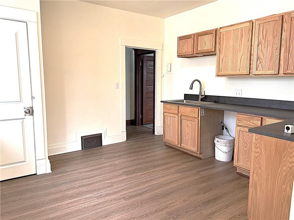 4121 Saint John Avenue — photo 17