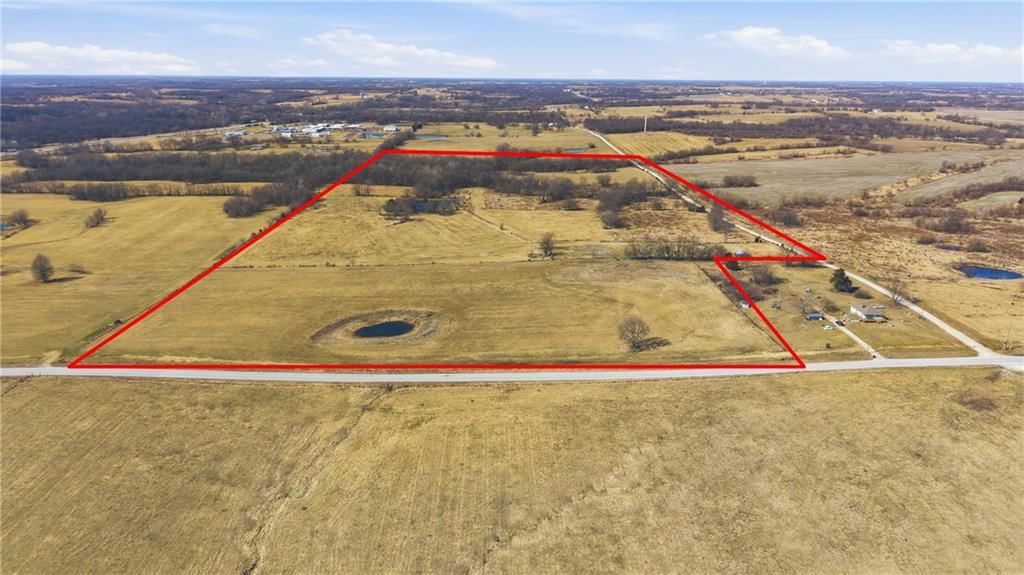 32910 S Gregg Road, Creighton, MO