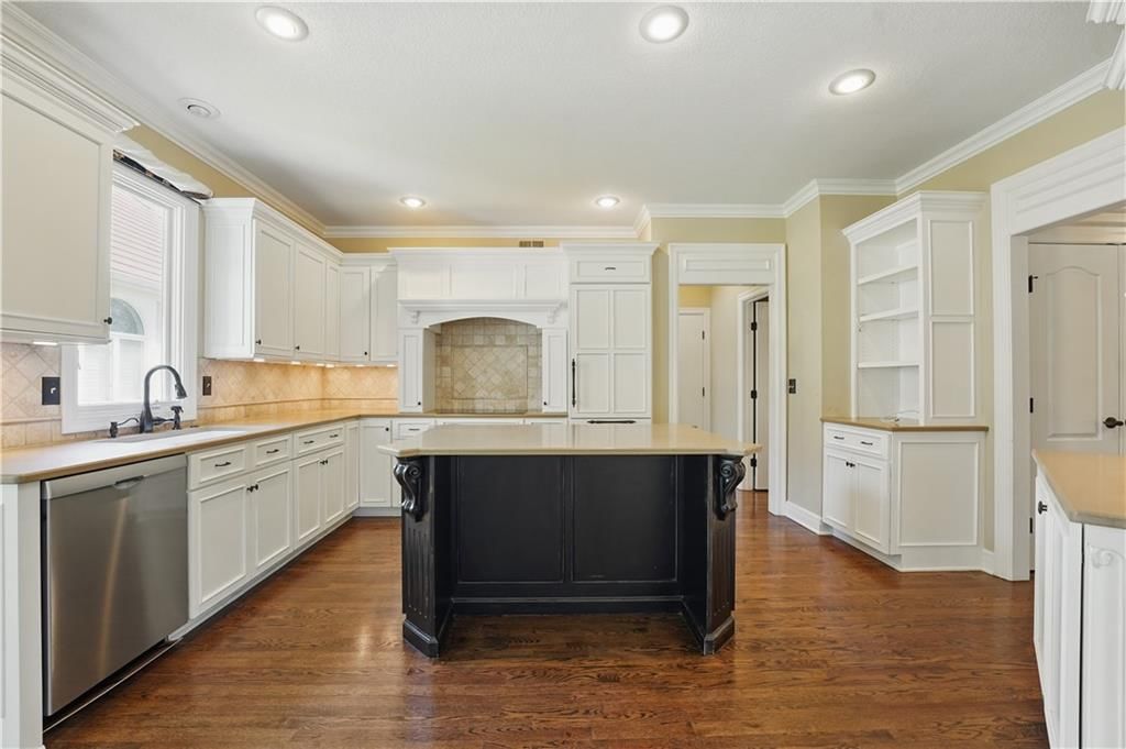 4602 N Holly Court — photo 17