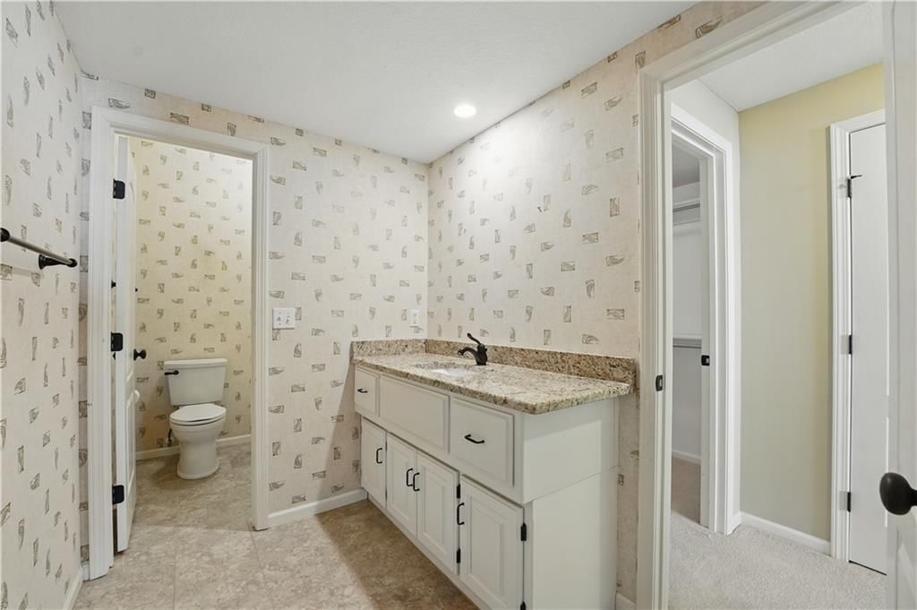 4602 N Holly Court — photo 32