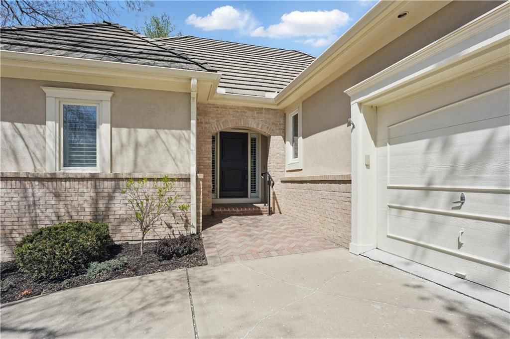 4602 N Holly Court — photo 42
