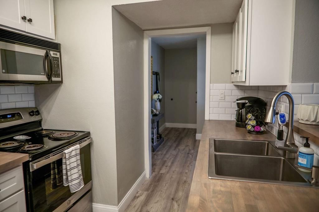 4727 Jarboe Street — photo 15