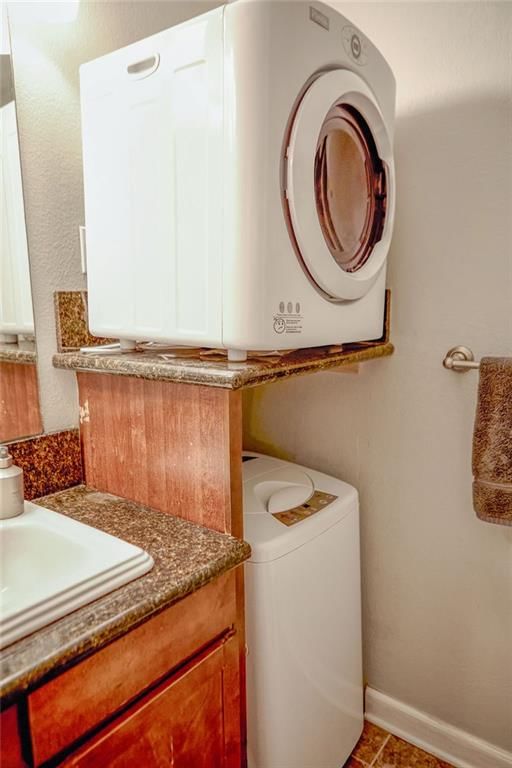 4727 Jarboe Street — photo 23