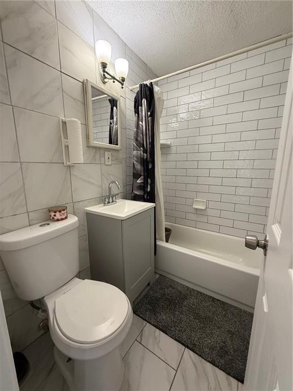 4301 Norton Avenue — photo 9