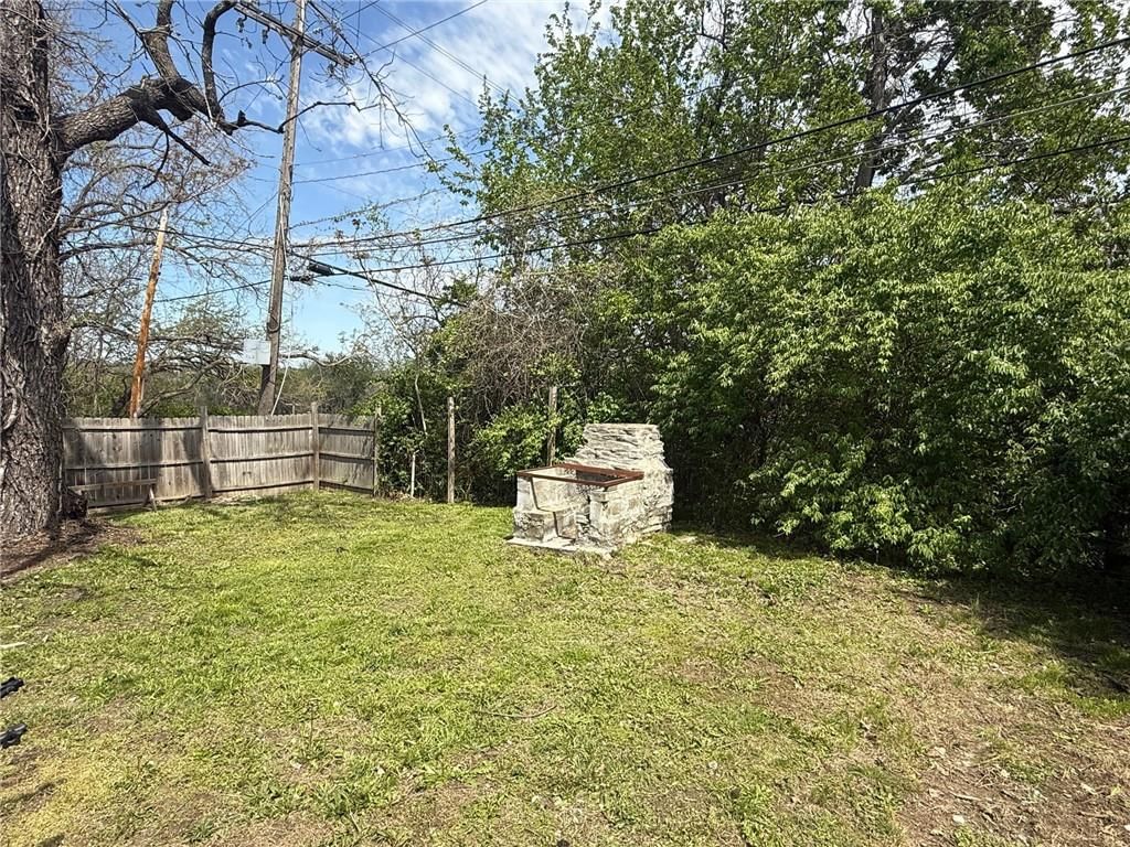4301 Norton Avenue — photo 32