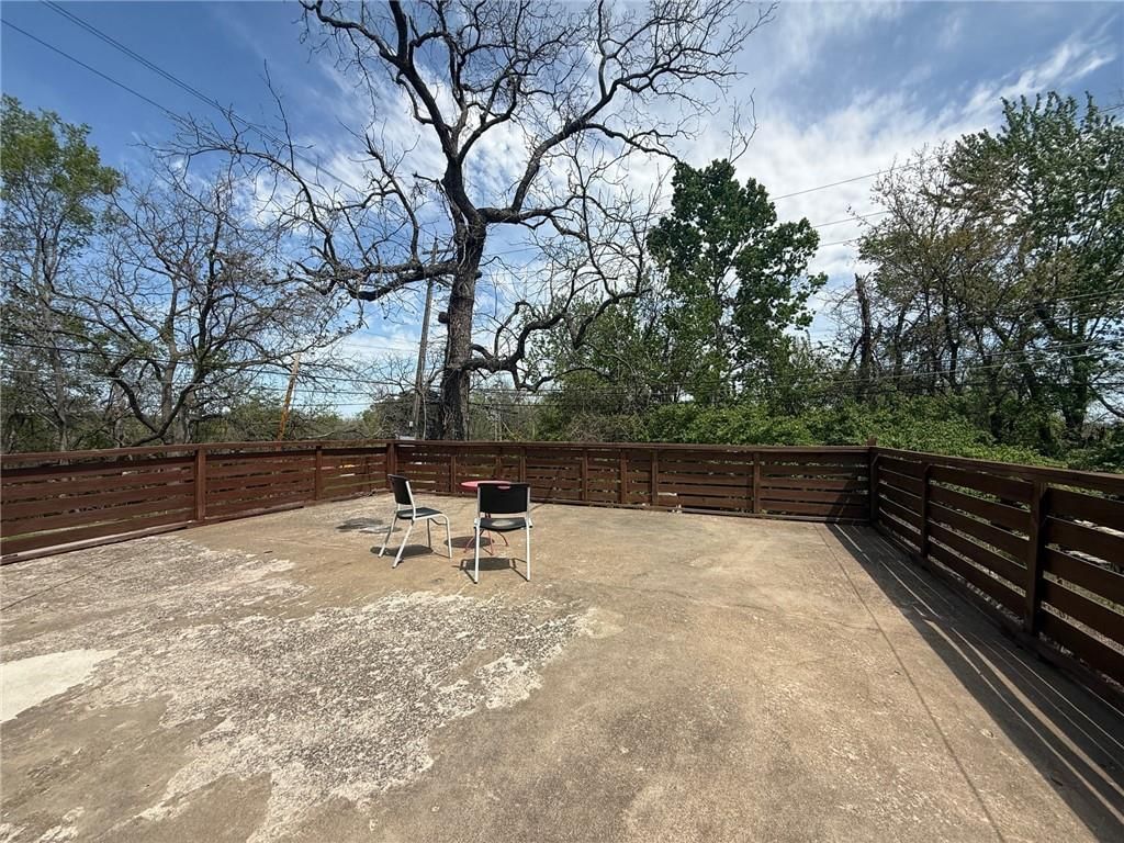 4301 Norton Avenue — photo 33