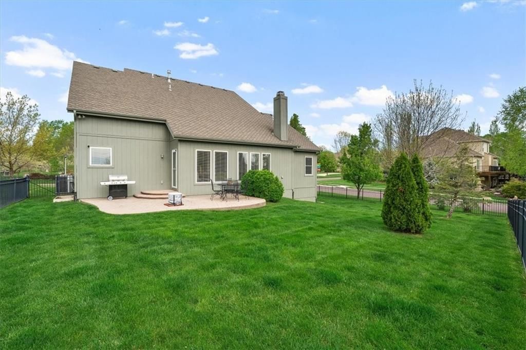 15505 Pawnee Street — photo 33