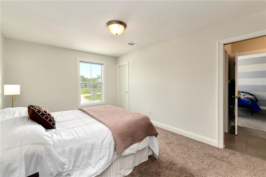 9200 Sunray Drive — photo 38