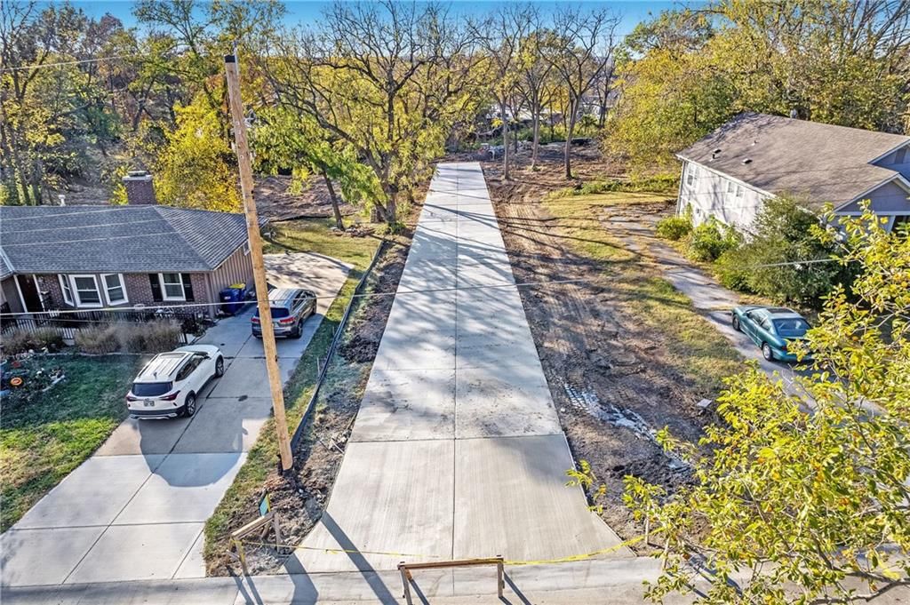 6611 Florence Street — photo 68