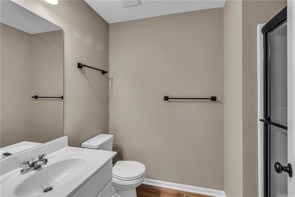 1144 Garfield Avenue — photo 23