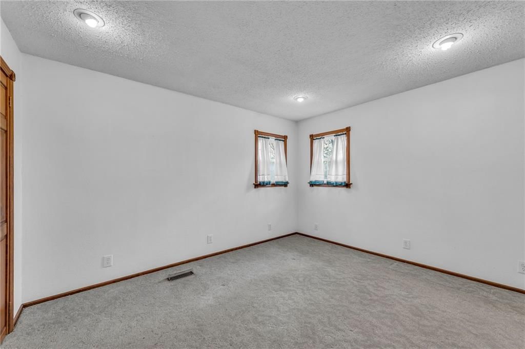 4707 N College Avenue — photo 22