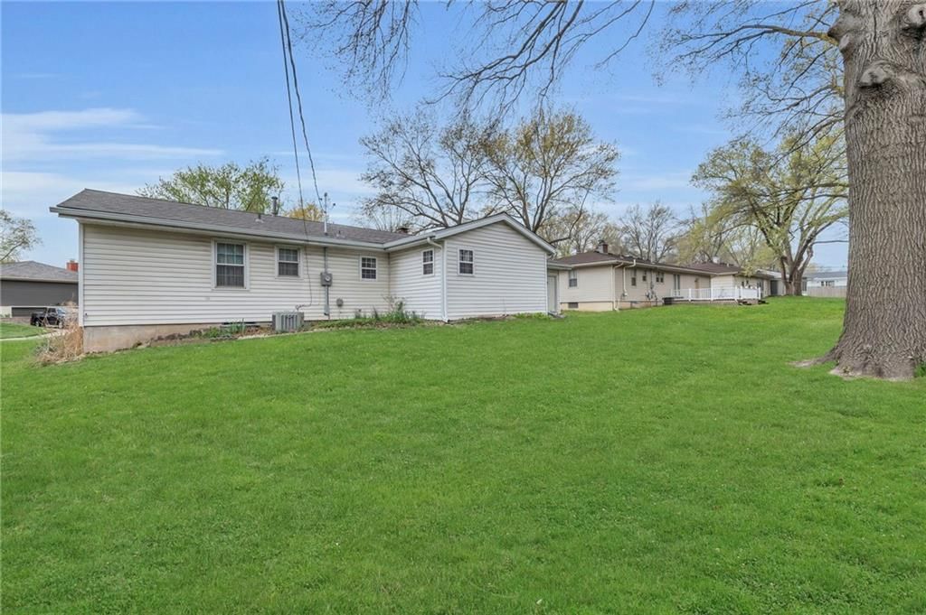 4707 N College Avenue — photo 36