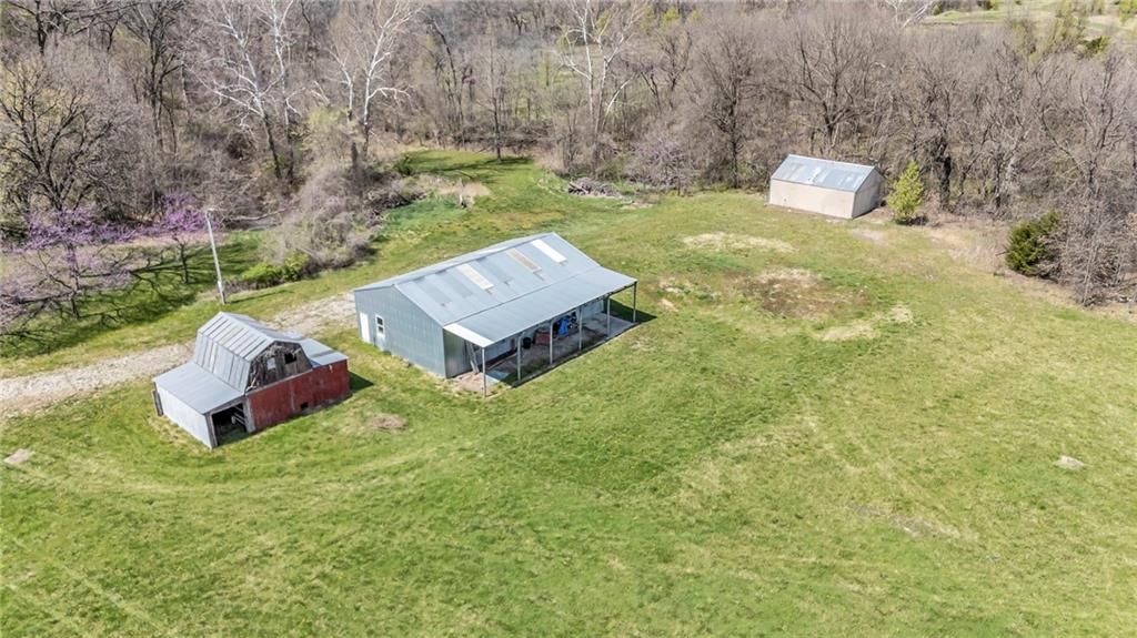 32000 E Major Road — photo 44