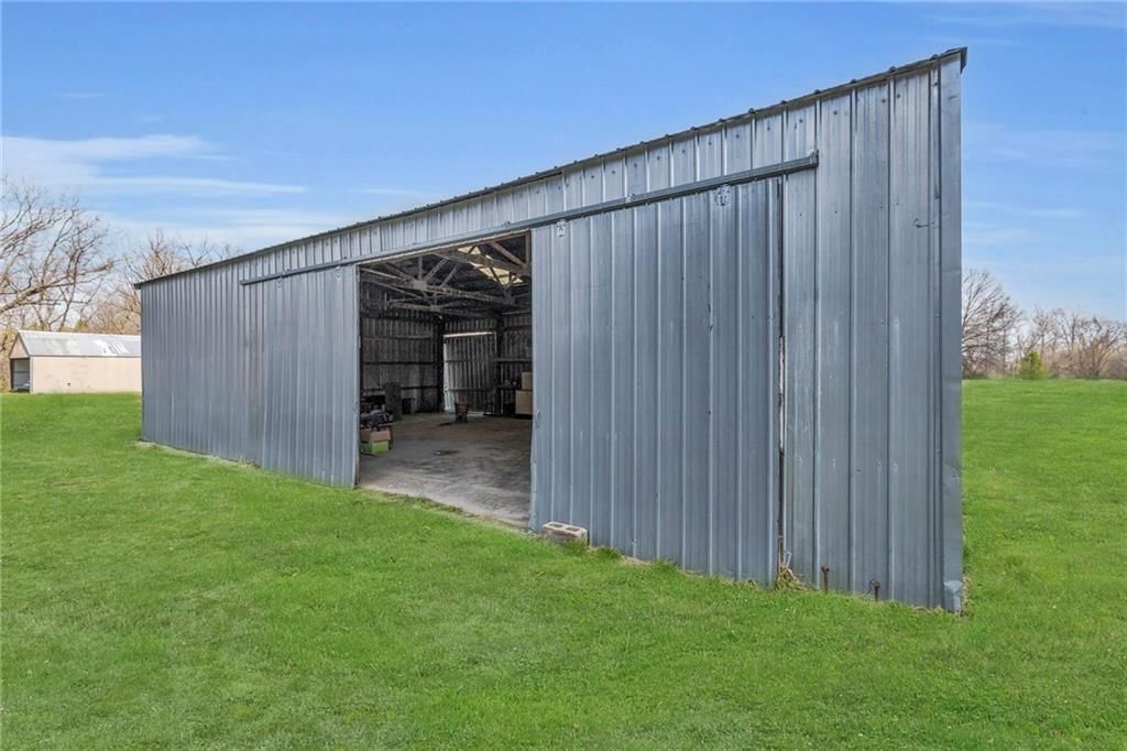 32000 E Major Road — photo 48