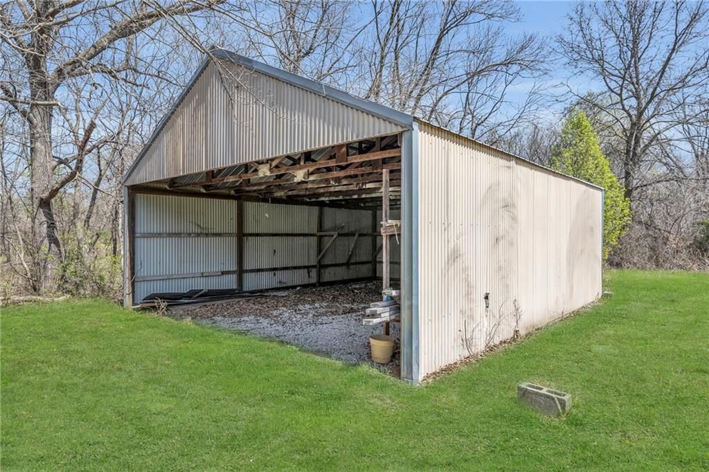 32000 E Major Road — photo 52