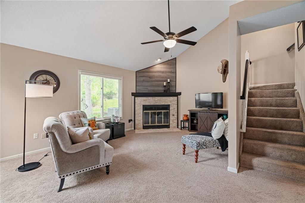 12427 Charlotte Street — photo 7