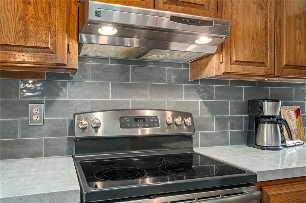 12427 Charlotte Street — photo 18