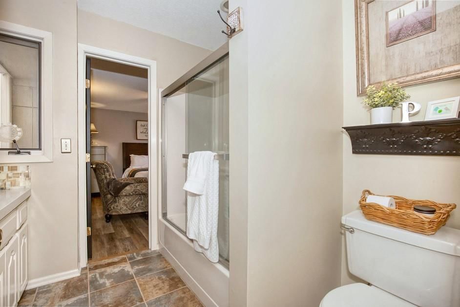 12427 Charlotte Street — photo 30