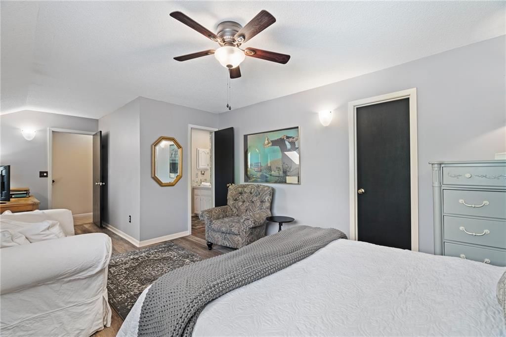 12427 Charlotte Street — photo 33