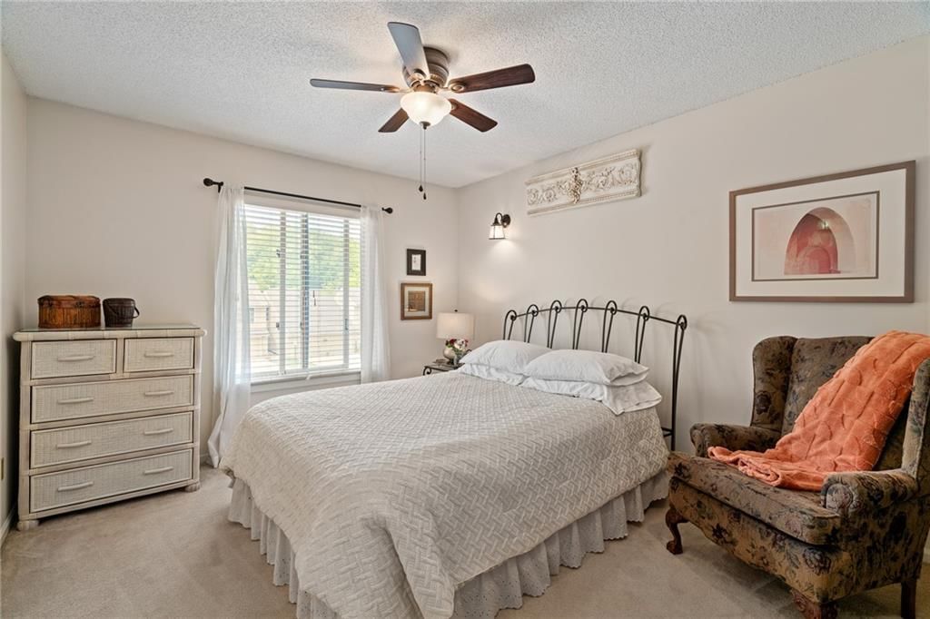 12427 Charlotte Street — photo 39