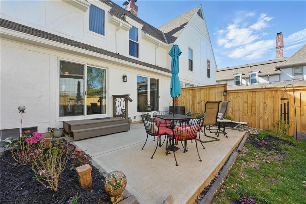 10211 Robinson Street — photo 15