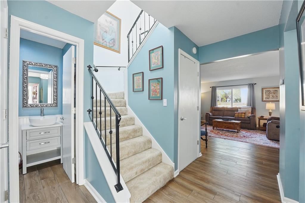 10211 Robinson Street — photo 17
