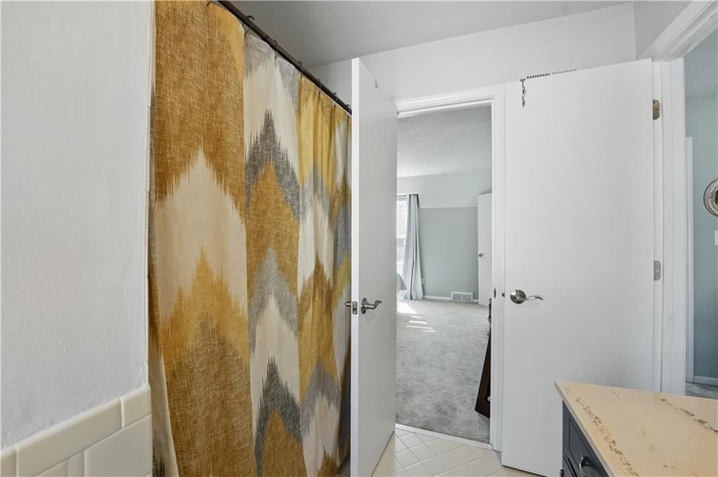 10211 Robinson Street — photo 20