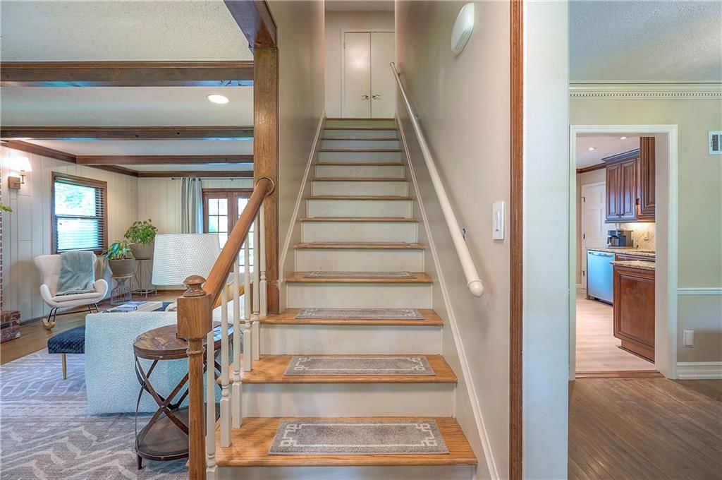 10312 Lamar Avenue — photo 9