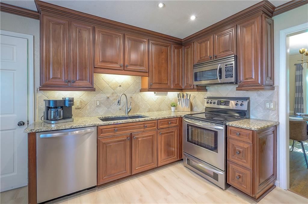 10312 Lamar Avenue — photo 19