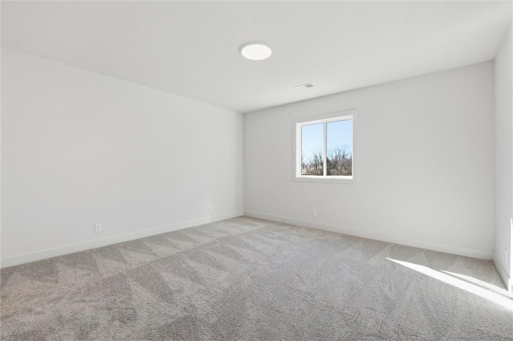 9950 Brockway Street — photo 35