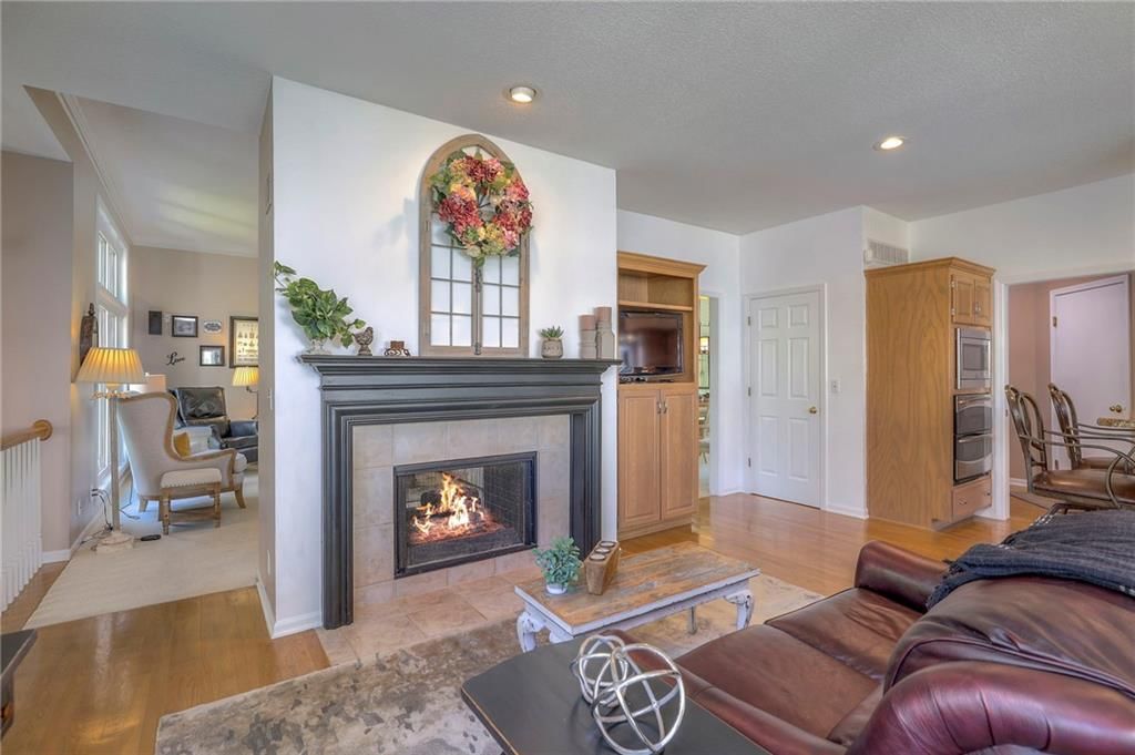 12403 Cambridge Circle — photo 38