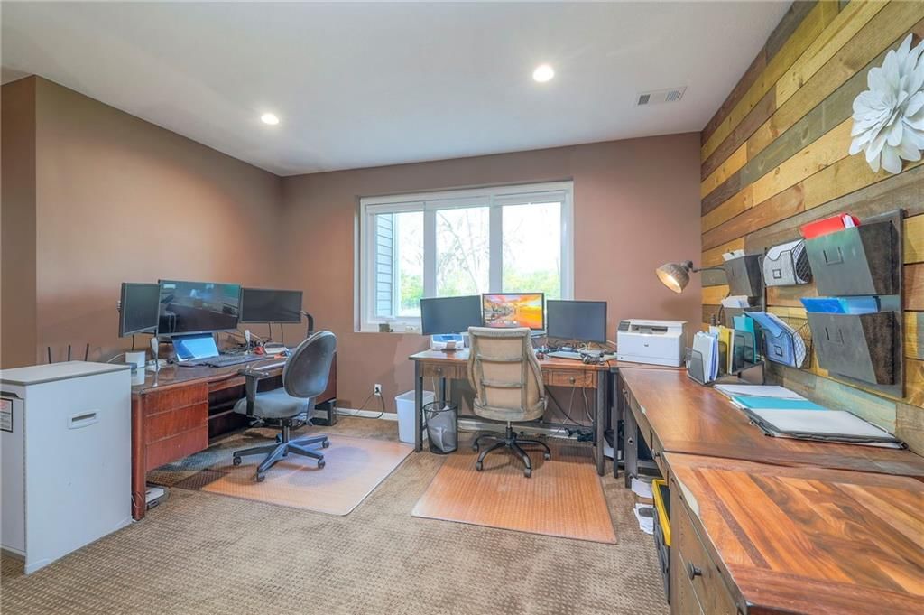 12403 Cambridge Circle — photo 71