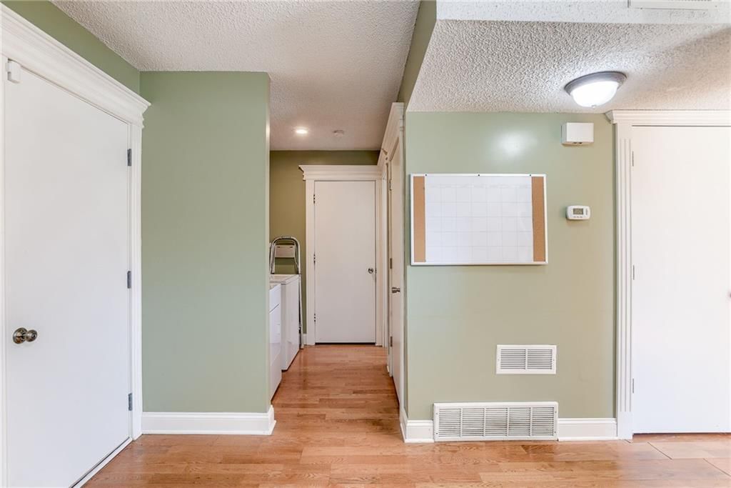12127 Charlotte Street — photo 16