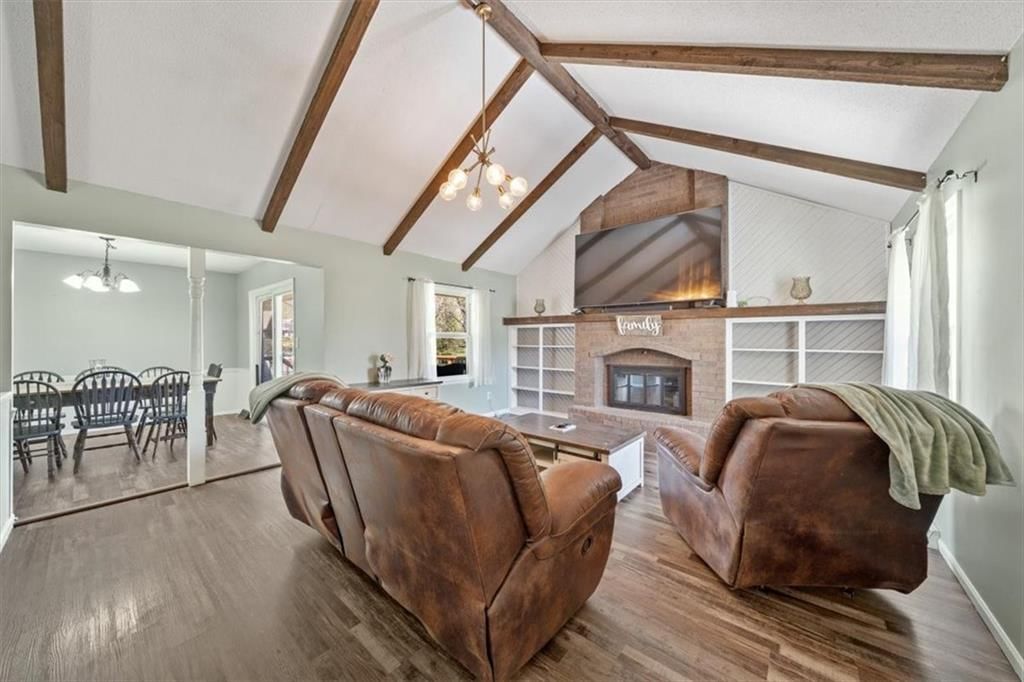 1500 Baker Street — photo 4