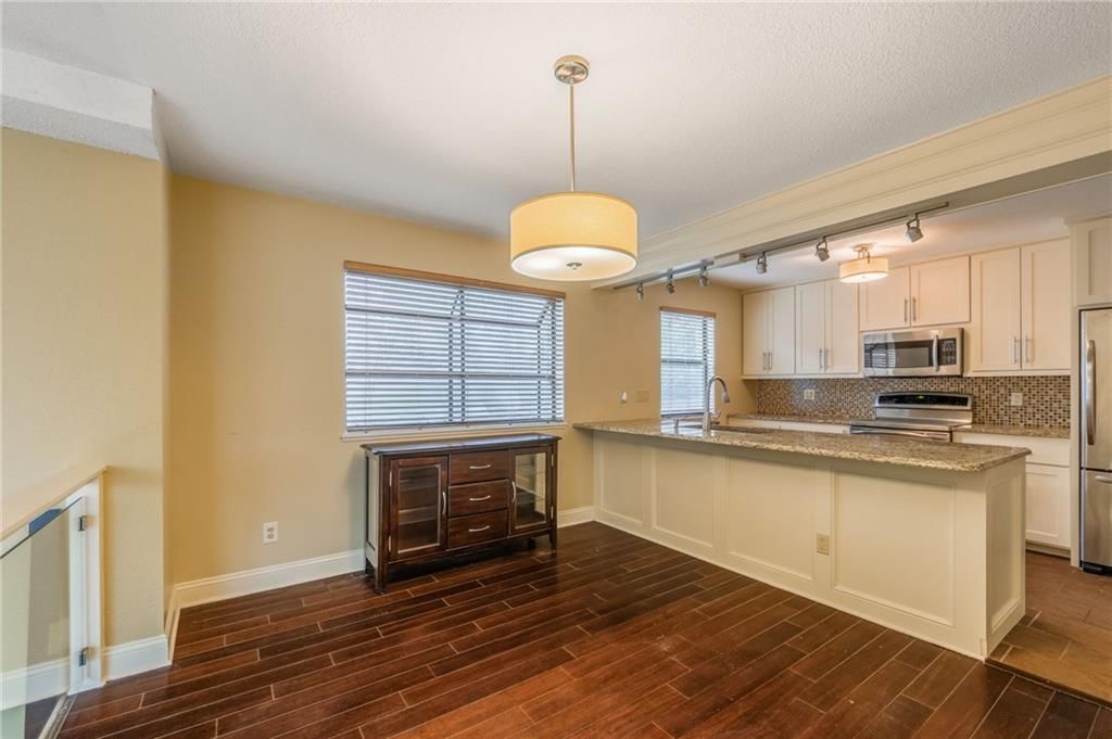 4908 NW Barry Road — photo 10