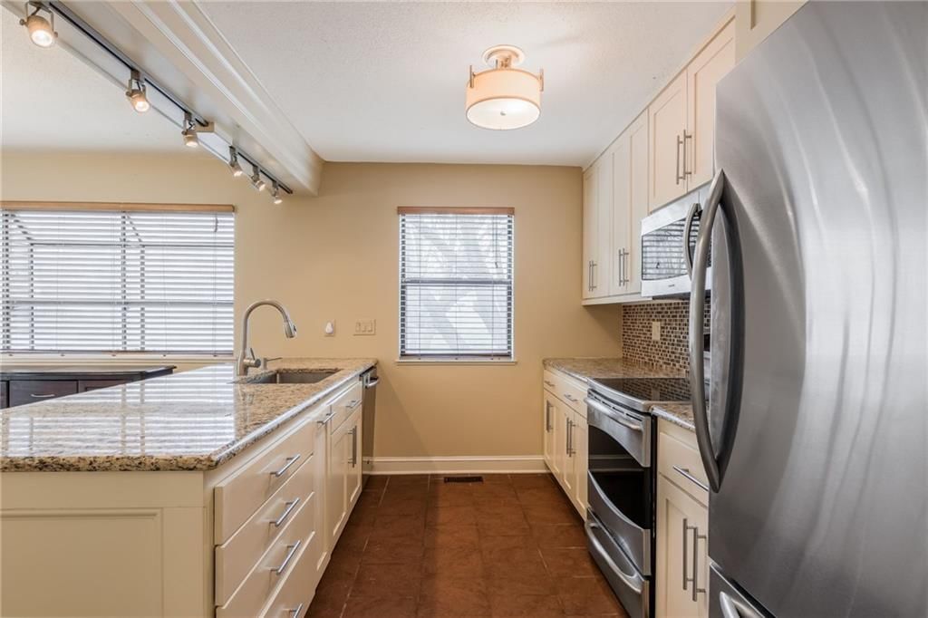 4908 NW Barry Road — photo 13