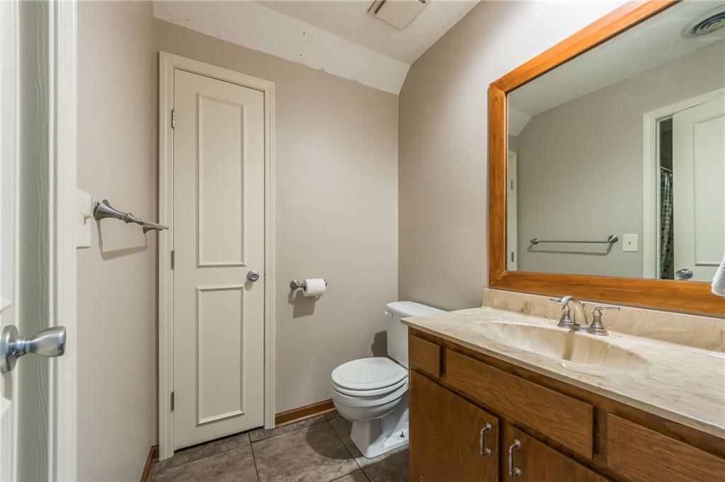 4908 NW Barry Road — photo 20