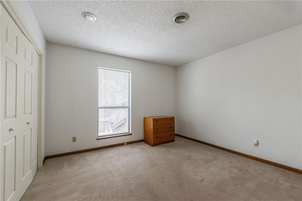 4908 NW Barry Road — photo 22