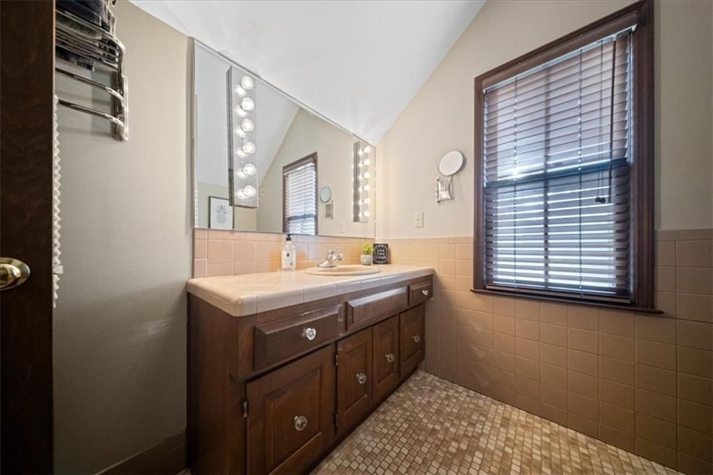 9700 W 106th Street — photo 35