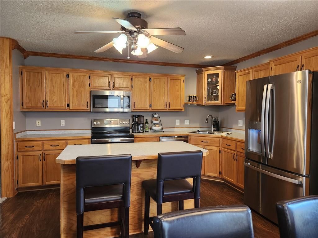 11504 N Manning Avenue — photo 11