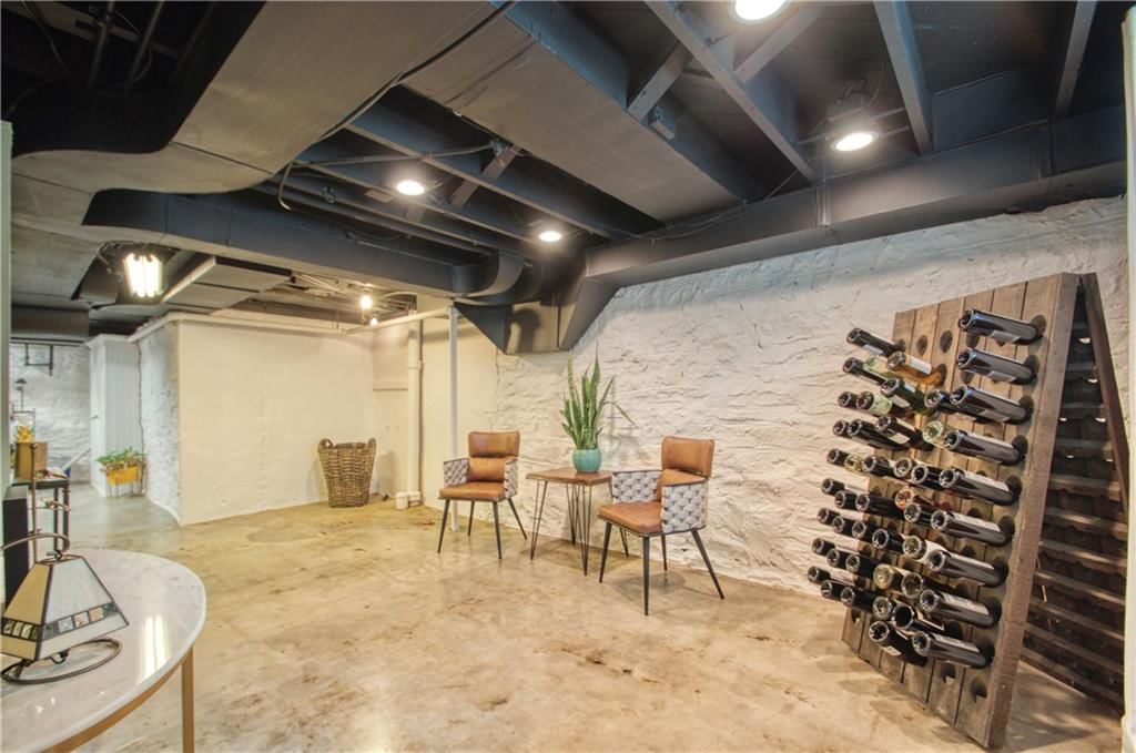 6836 Locust Street — photo 46