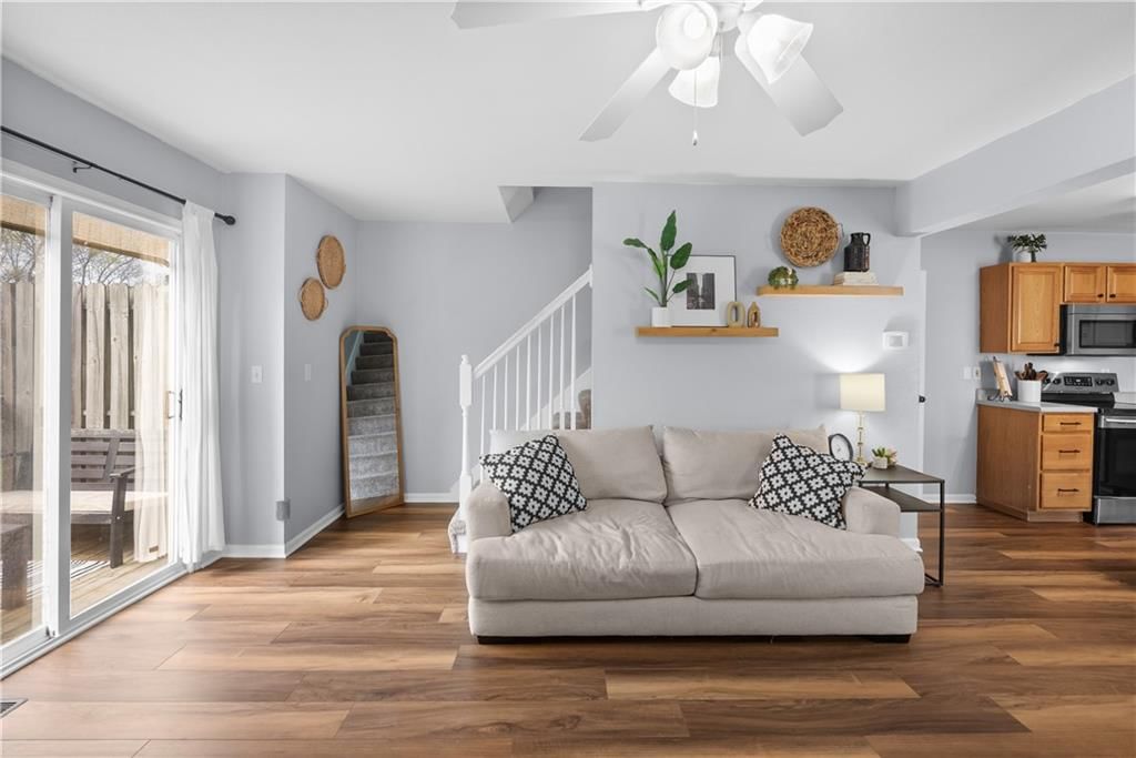 4724 Haden Court — photo 5